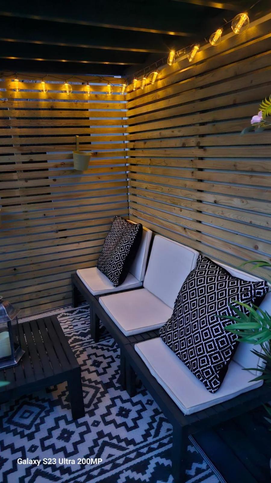 Bala Holiday Suites Luaran gambar